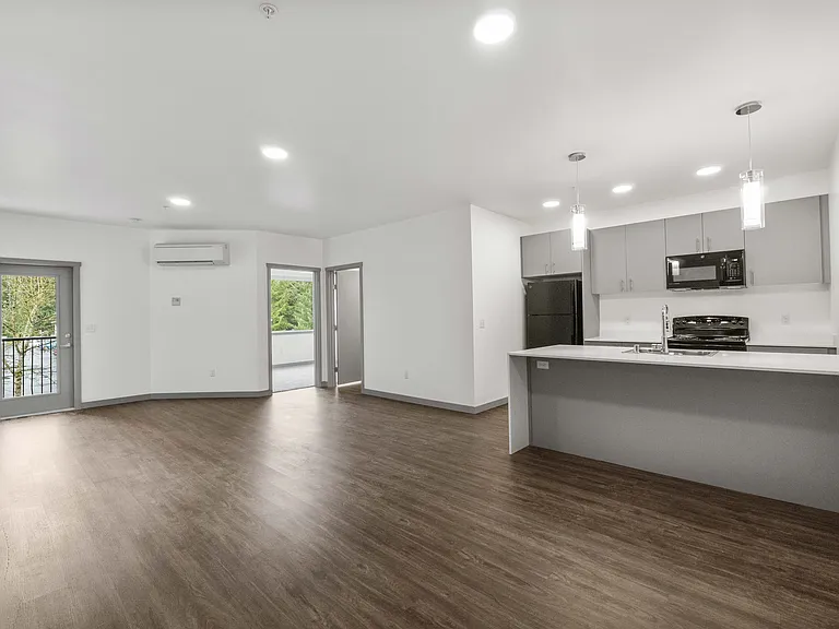 Serenity Apartments — Photo 141