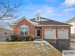 16 Stony Path Dr, Dayton, NJ 08810