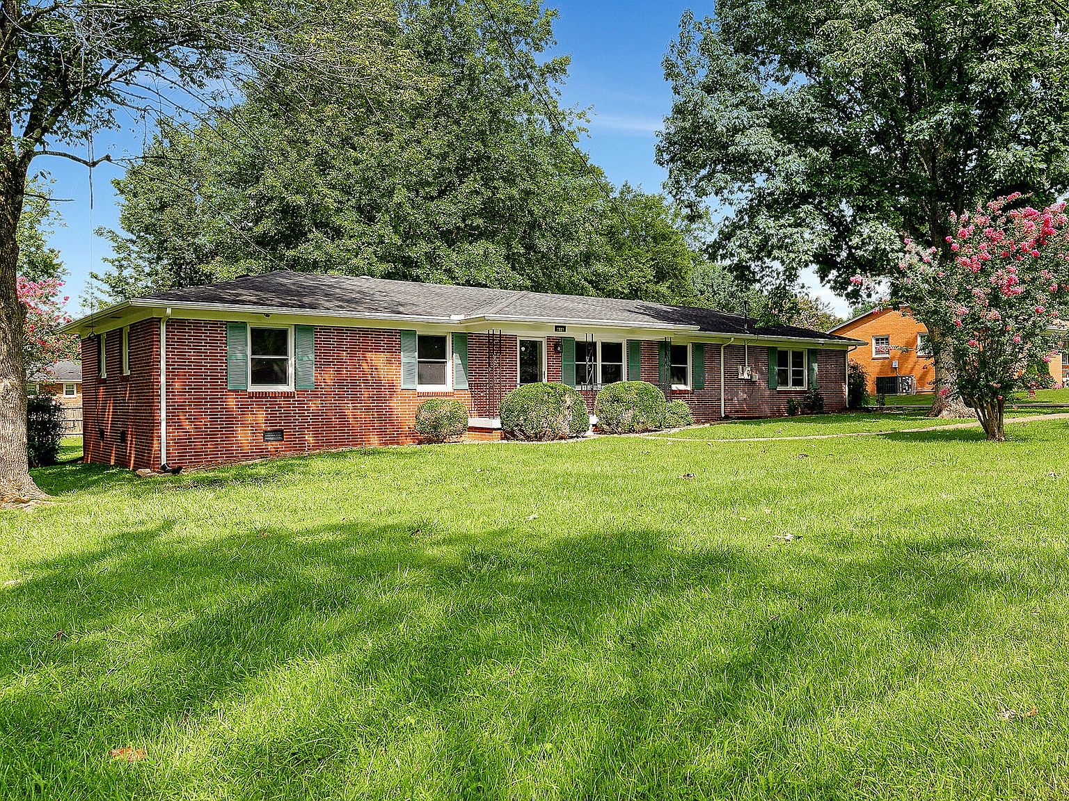 616 Woodcrest St, Lewisburg, TN 37091 MLS 2558863 Zillow