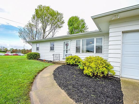 5th image of 25 Sunset Ln