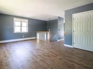 10 Margaret Ave, Riverside, RI 02915