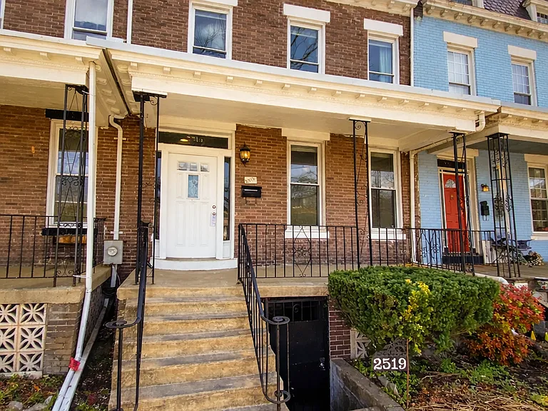 2519 N Capitol St NE — Photo 1