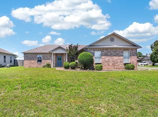 28 Castleton Dr, Ward, AR 72176