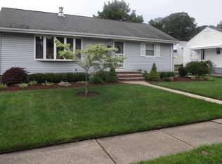 181 Gordon Ave, Totowa, NJ 07512