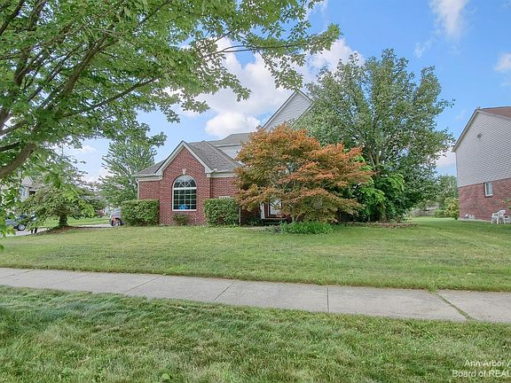 4th image of 8886 Trillium Dr