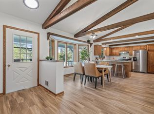 833 Tyrol Ln, Shakopee, MN 55379
