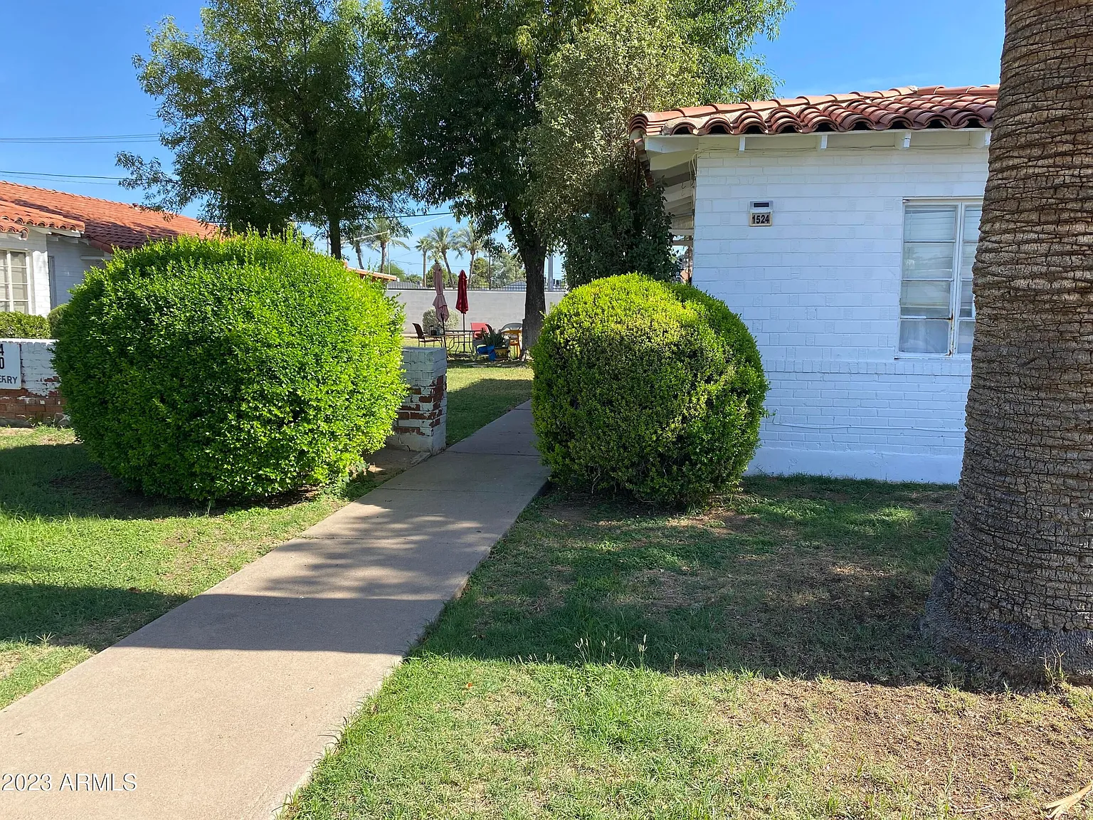 2 bed, 1.0 bath, 800 sqft, $1,199 — Photo 2
