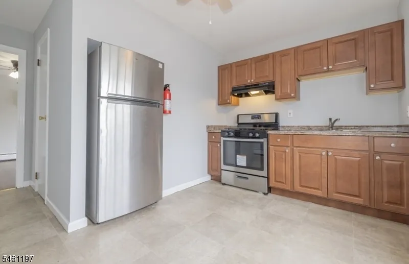 1 bed, 1.0 bath, $1,499 — Photo 4