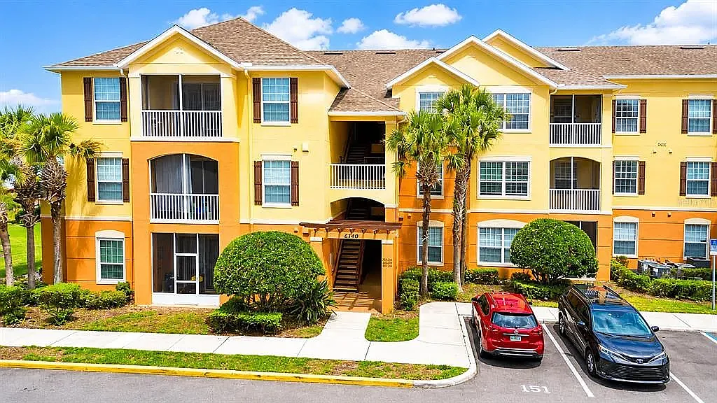 3 bed, 1408 sqft, $2,000 — Photo 2