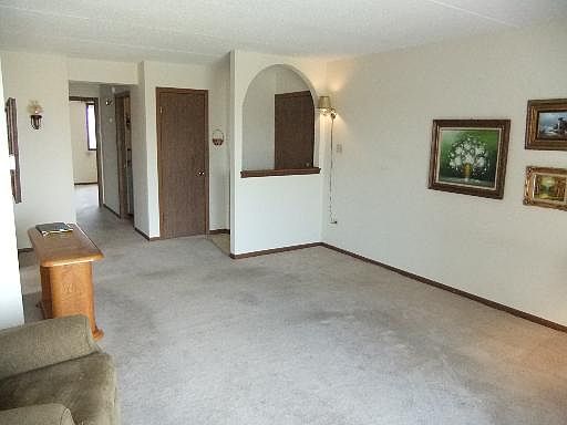 2nd image of 14340 S Jefferson Ave #2S