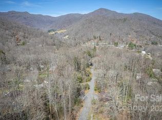 58 Twinbrook Ln, Maggie Valley, NC 28751