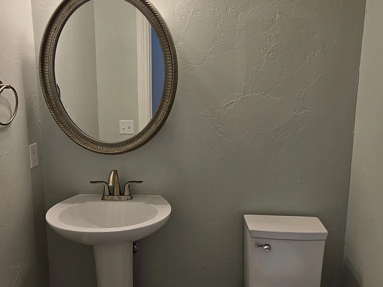 425 Chisholm Crk — Photo 5