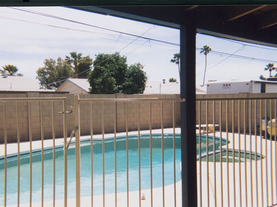 Fenced Pool/Spa