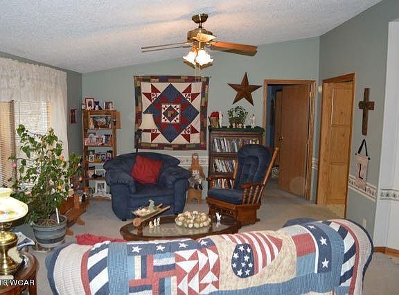 2nd image of 102 Oakview Dr NW