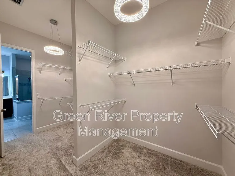 1818 Sandy Creek Pkwy — Photo 33