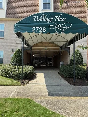 2732 Whitney Pl #108
