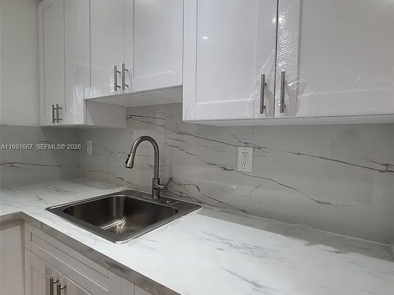 17570 Atlantic Blvd #501 — Photo 3