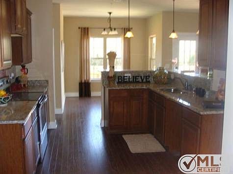 3rd image of 8233 Middlewick Ln