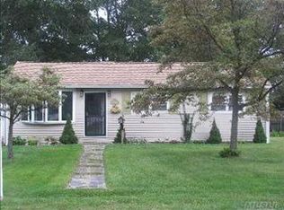 191 Malts Ave, West Islip, NY 11795