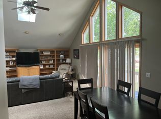 1004 Main St APT B, Cedar Falls, IA 50613