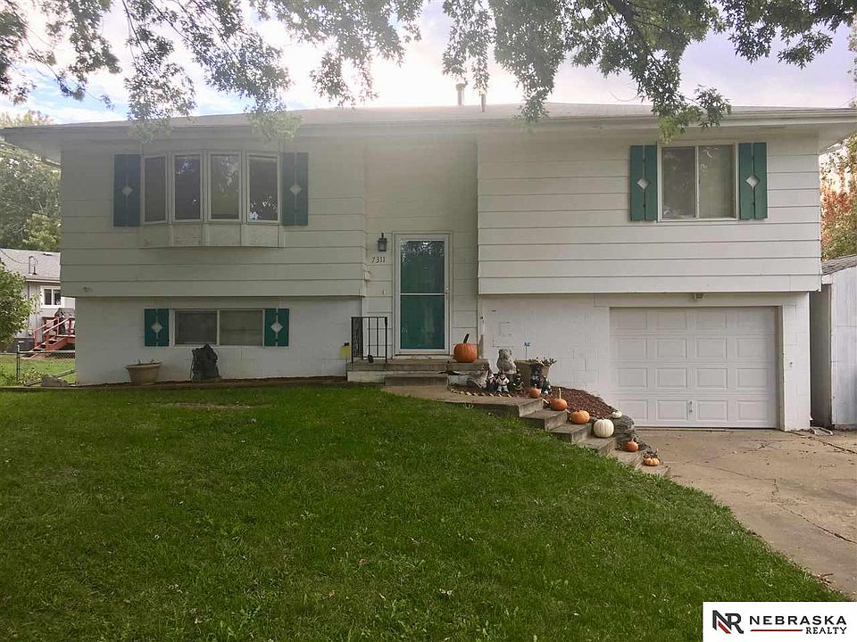 1st image of 7311 Elm Dr