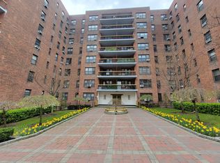 67-76 Booth St #5J, Forest Hills, NY 11375