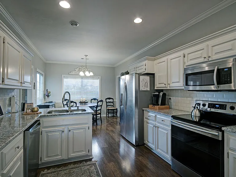 115 Windsor Hills Dr — Photo 13
