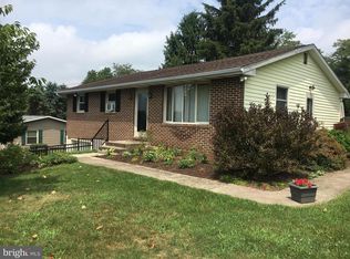 1438 Mastersonville Rd, Manheim, PA 17545