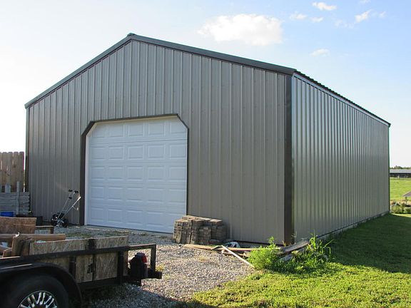 4th image of 131 Twin Lakes Dr