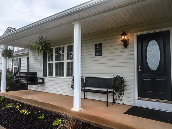 Relax on this Southern Porch