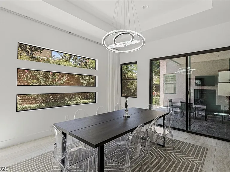 47 Pristine Glen St — Photo 26