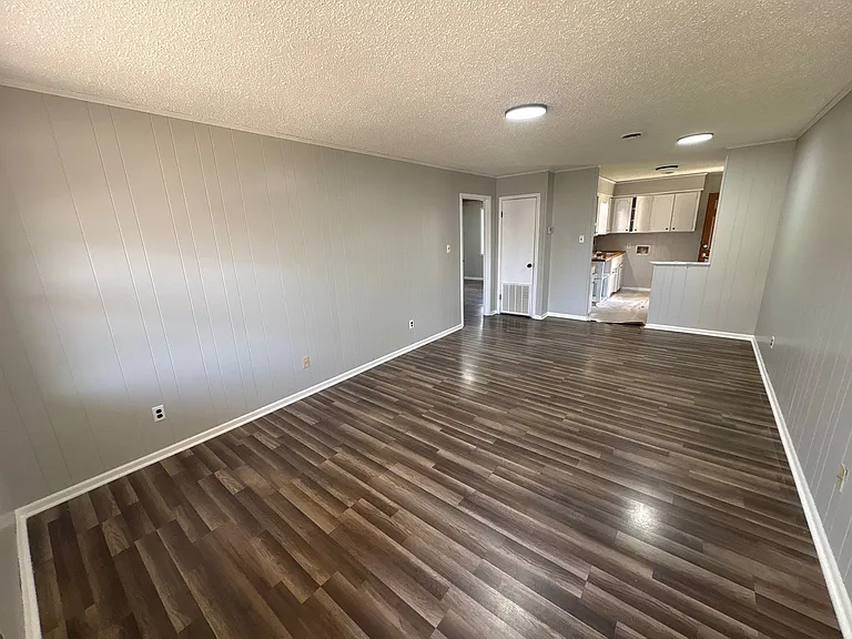 207 Highland St #7 — Photo 9