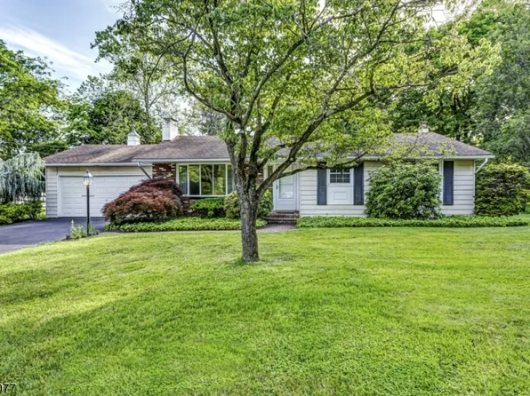 4 Mcentee Rd, Holland Twp., NJ 08848