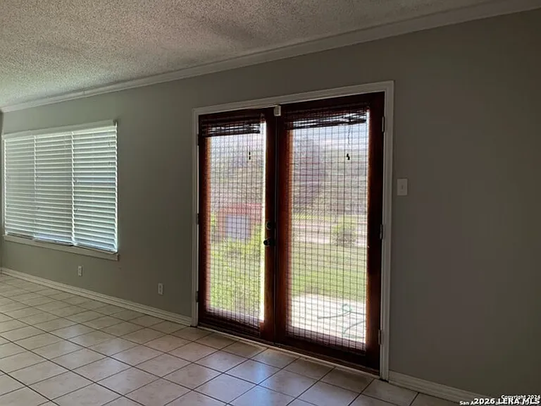 4042 City View Dr — Photo 5