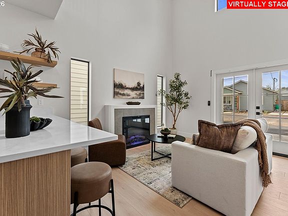 4th image of 7888 SE 70th Ave