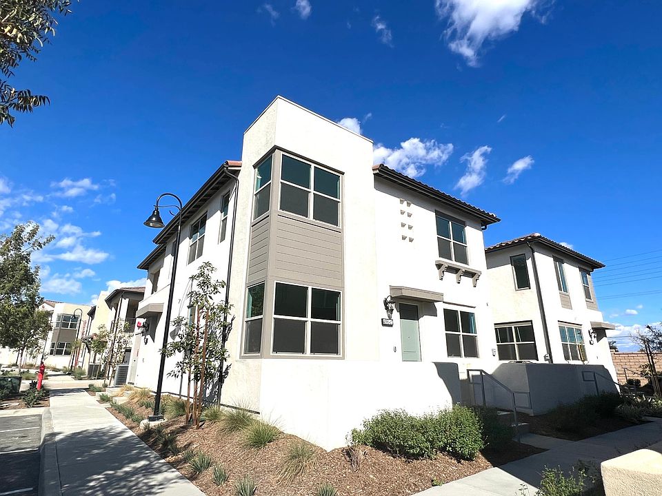 1st image of 4361 S Cantos Paseo #17