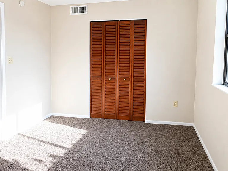 284 Moon Clinton Rd — Photo 4