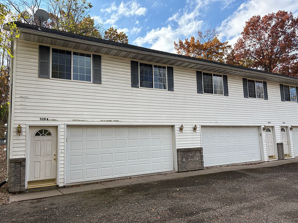 1st image of 520 Woodridge Ct #A