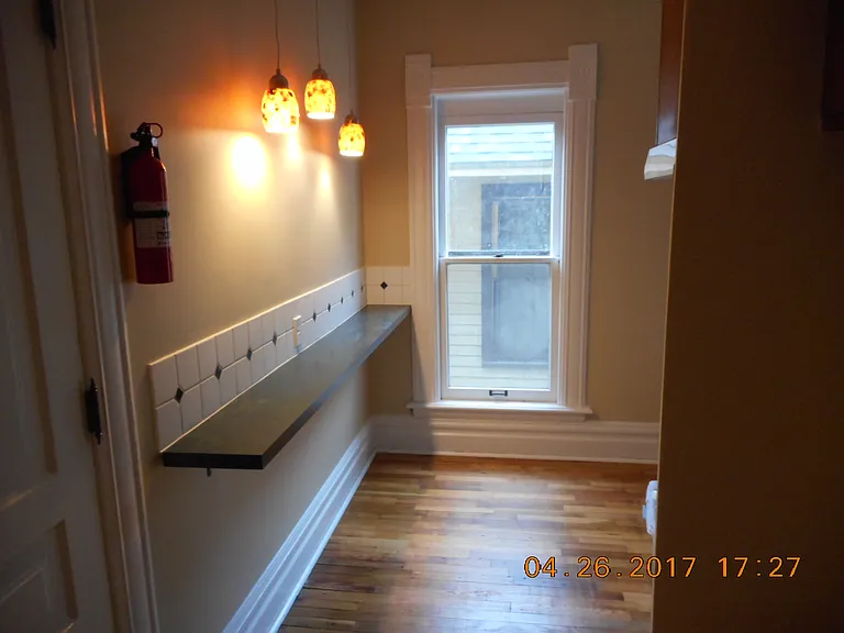 712 S Burdick St #4 — Photo 9
