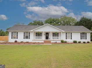 225 Graystone Dr, Covington, GA 30014
