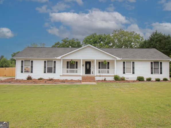 225 Graystone Dr, Covington, GA 30014