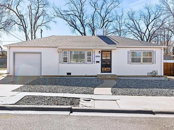 1200 Alexander Cir, Pueblo, CO 81001