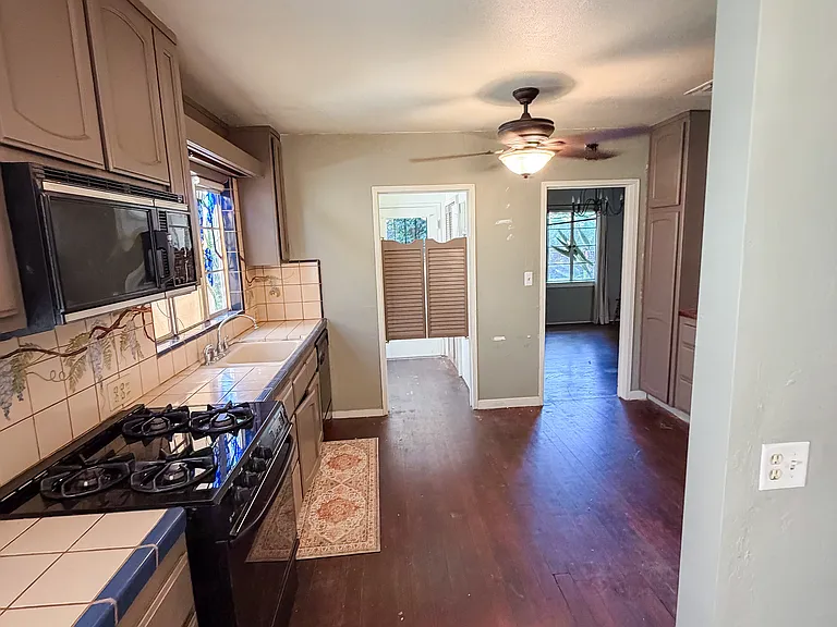 625 Adams Ave — Photo 23