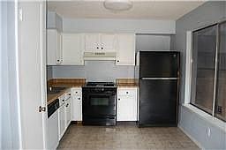 5th image of 4923 Riverwood Dr