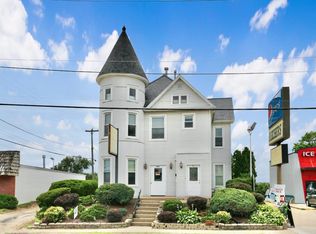 1655 Asbury Rd, Dubuque, IA 52001