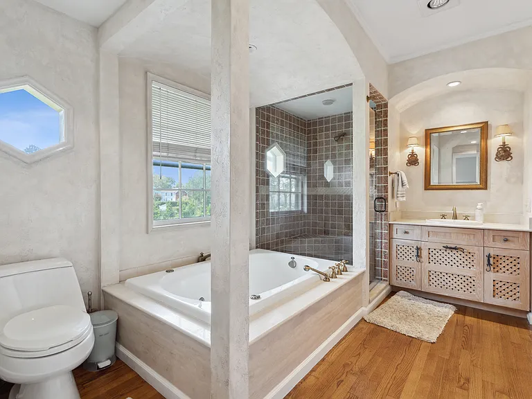 37 Beach Ln — Photo 19