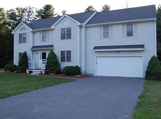 50 Wildrose Dr, Dracut, MA 01826