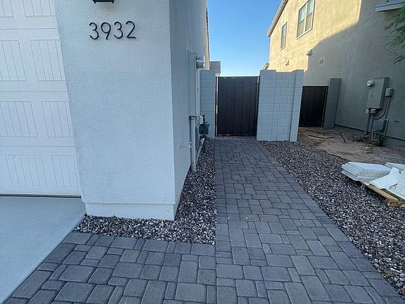 3rd image of 3932 W Brass Ln