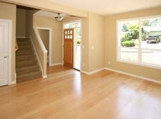 8930 SW 13th Ave, Portland, OR 97219