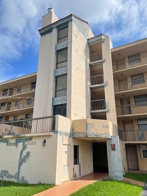 2nd image of 10155 NW 9th Street Cir #4-104